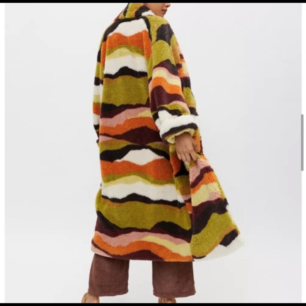 UO Urban Outfitters Sherpa Coat